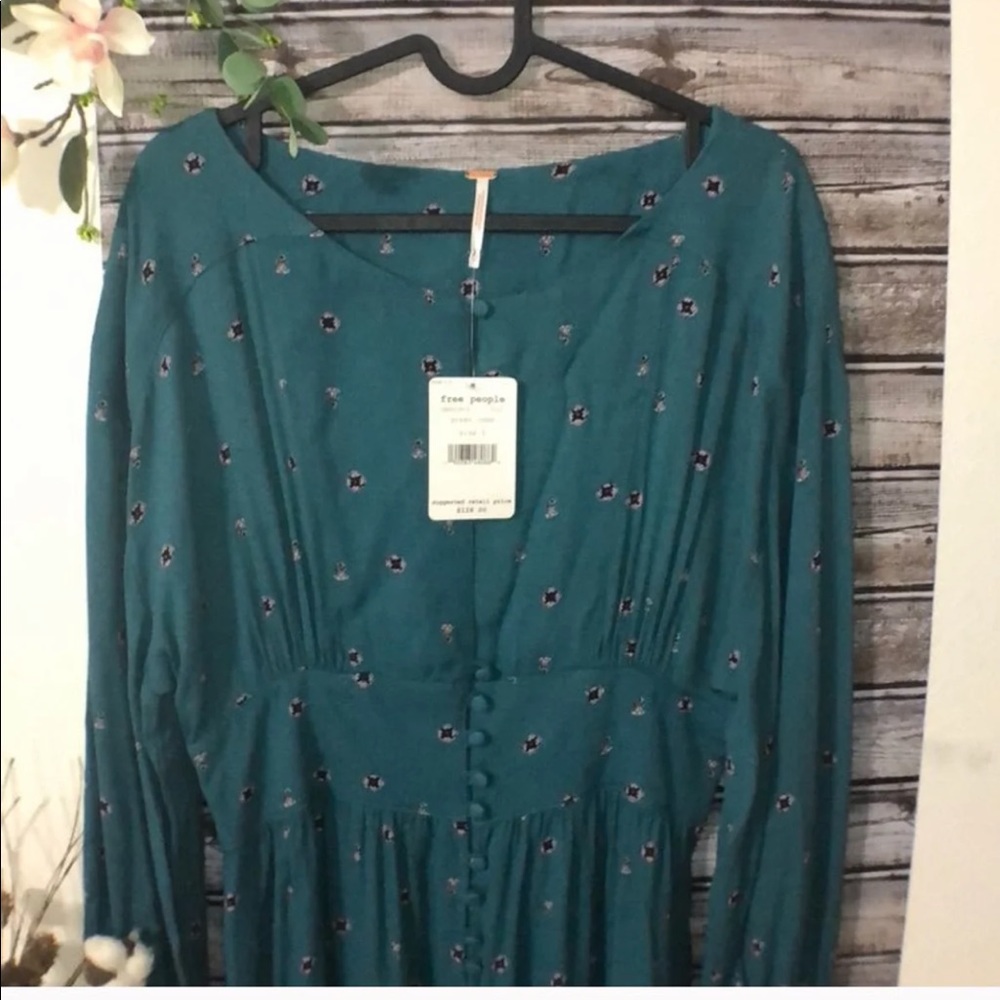 🎉HOST PICK🎉NWT:Free People Love Grows Romper - Picture 3 of 5